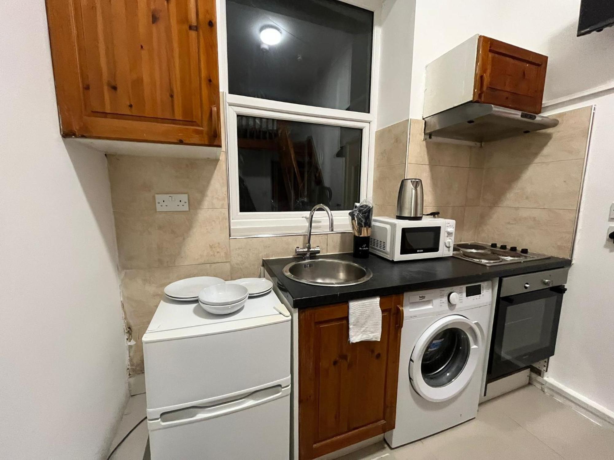 לונדון Modern Studios Queenspark חדר תמונה