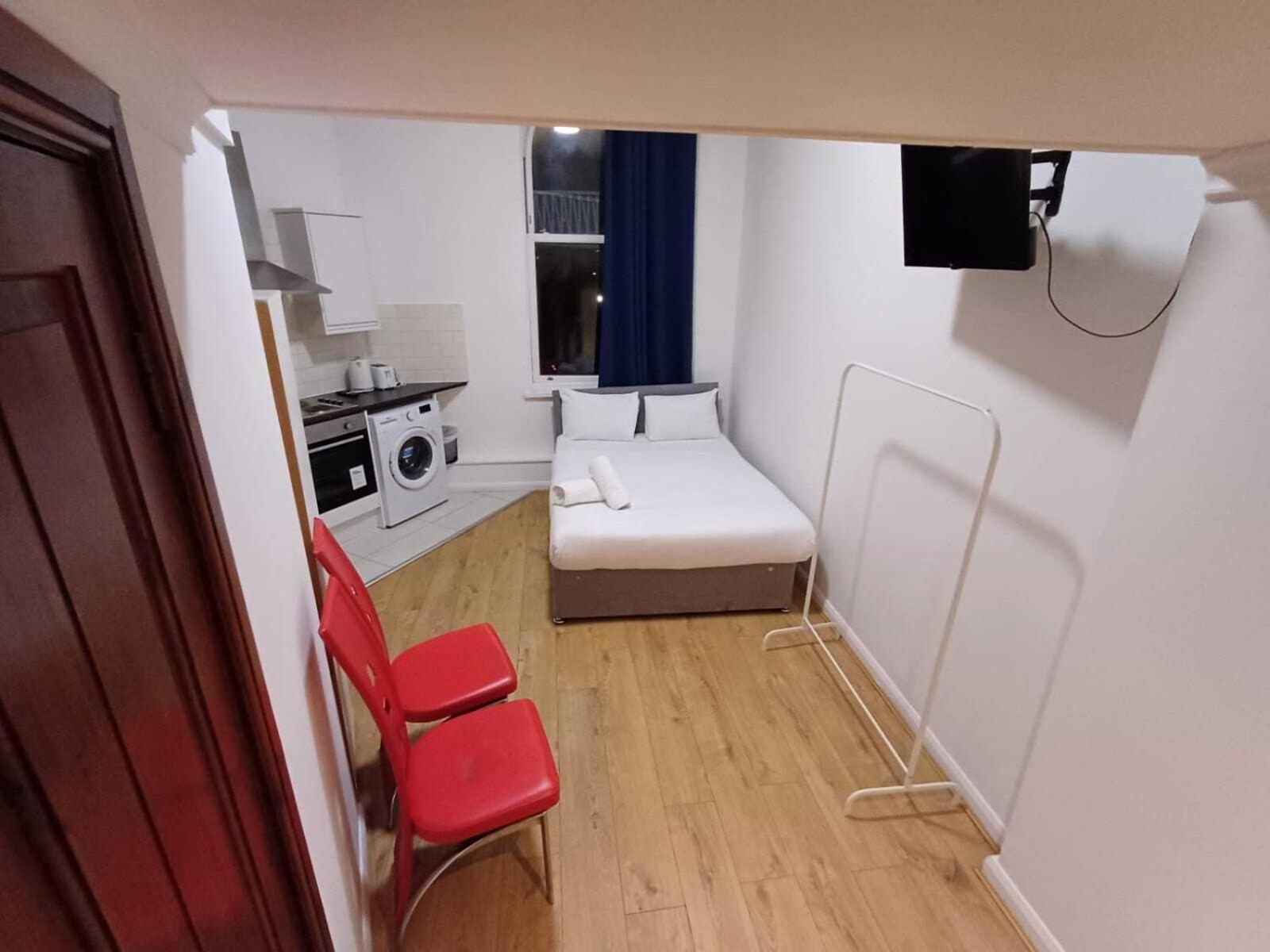 לונדון Modern Studios Queenspark חדר תמונה