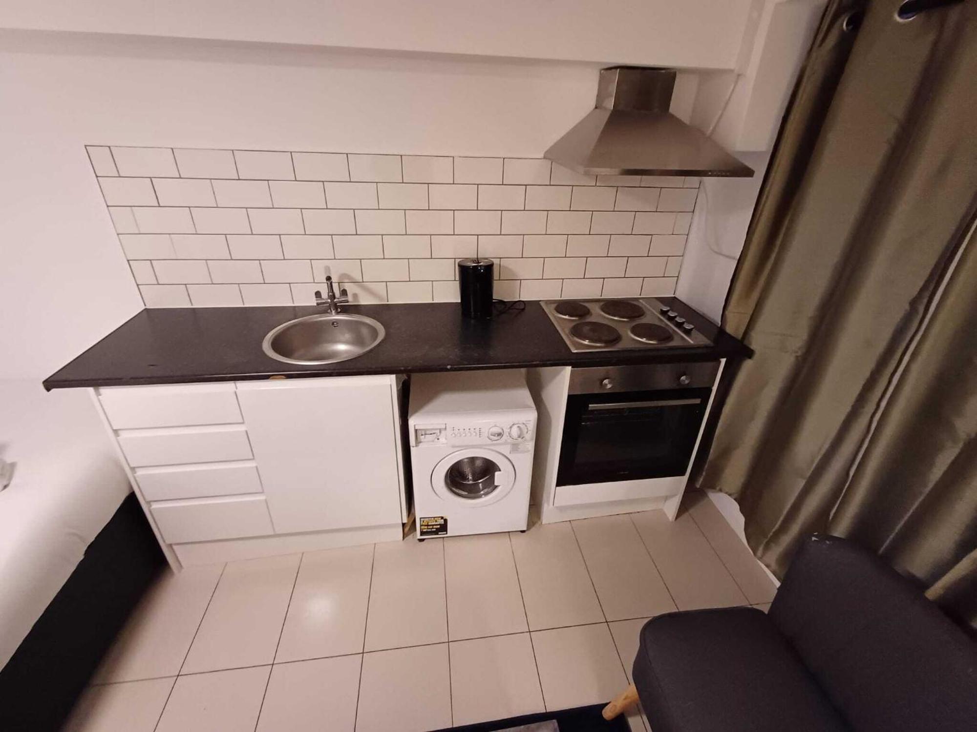לונדון Modern Studios Queenspark חדר תמונה