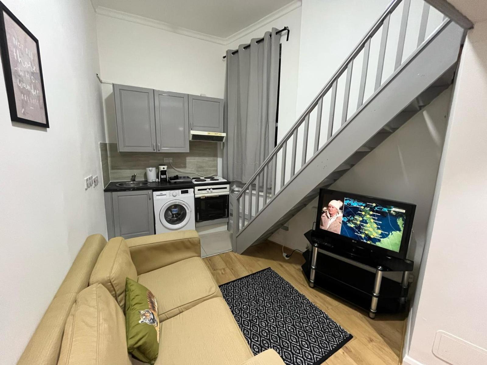 לונדון Modern Studios Queenspark חדר תמונה